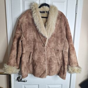 Outbrook Women’s Faux Fur and Suede Winter Jacket Size XXL Y2K